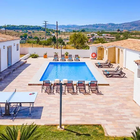 Tosca By * テウラーダ