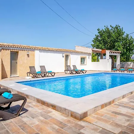 Tosca By ヴィラ テウラーダ